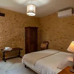Le Petit Manoir De Hébergement de vacances *