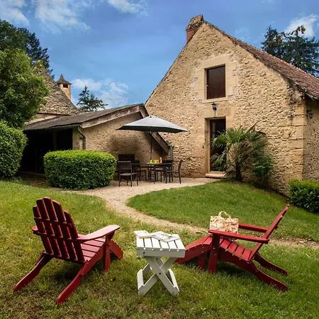 別荘 Le Petit Manoir De *